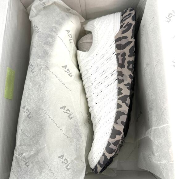 APL Men's White Asteroid Leopard TechLoom Wave Sneakers Size 11 - Picture 3 of 9